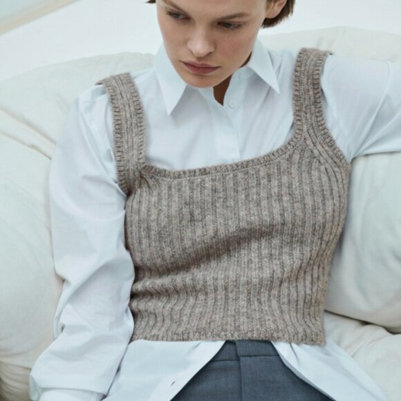 Mango Ribbed Strap Tank Top - Picture 3 of 5